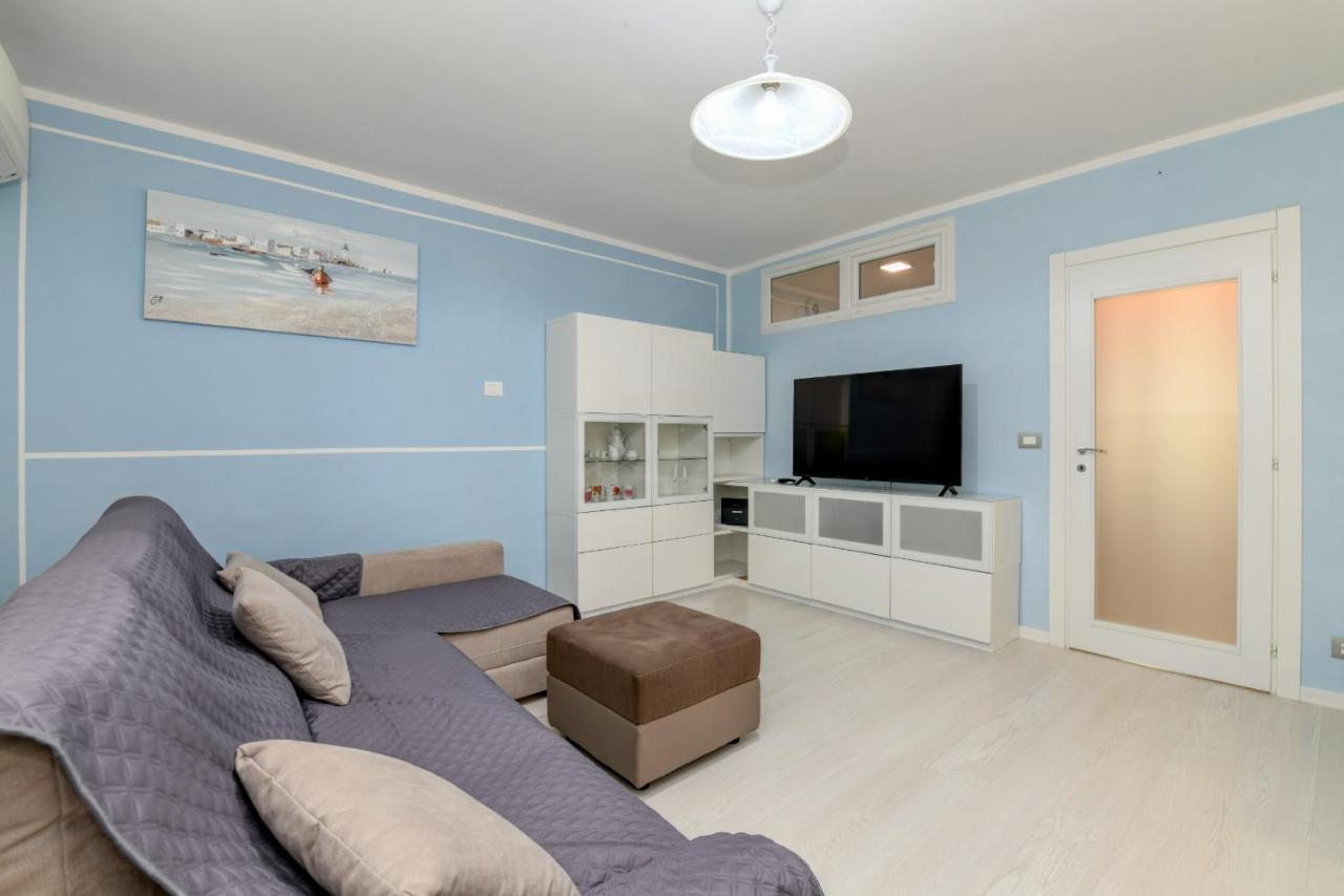 My Desenzano Holiday Apartment Дезенцано-дель-Гарда Экстерьер фото