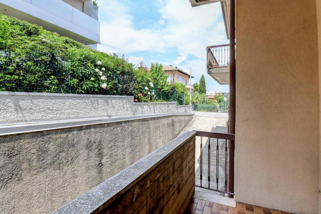 My Desenzano Holiday Apartment Дезенцано-дель-Гарда Экстерьер фото