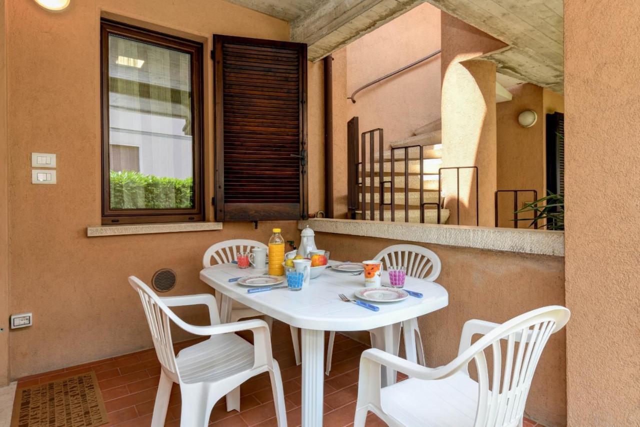 My Desenzano Holiday Apartment Дезенцано-дель-Гарда Экстерьер фото